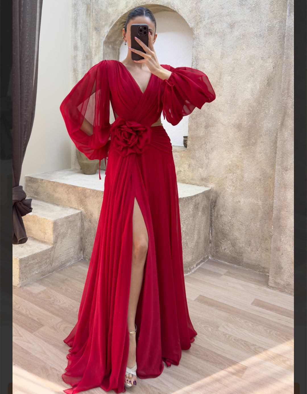 Elegant Long Sleeve Pink Chiffon Evening Dress With Flower/Slit A-Line V-Neck Pleated Floor Length Prom Dresses for Women