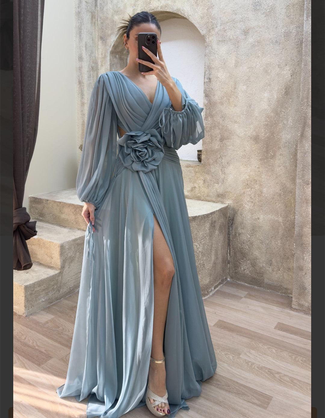 Elegant Long Sleeve Pink Chiffon Evening Dress With Flower/Slit A-Line V-Neck Pleated Floor Length Prom Dresses for Women