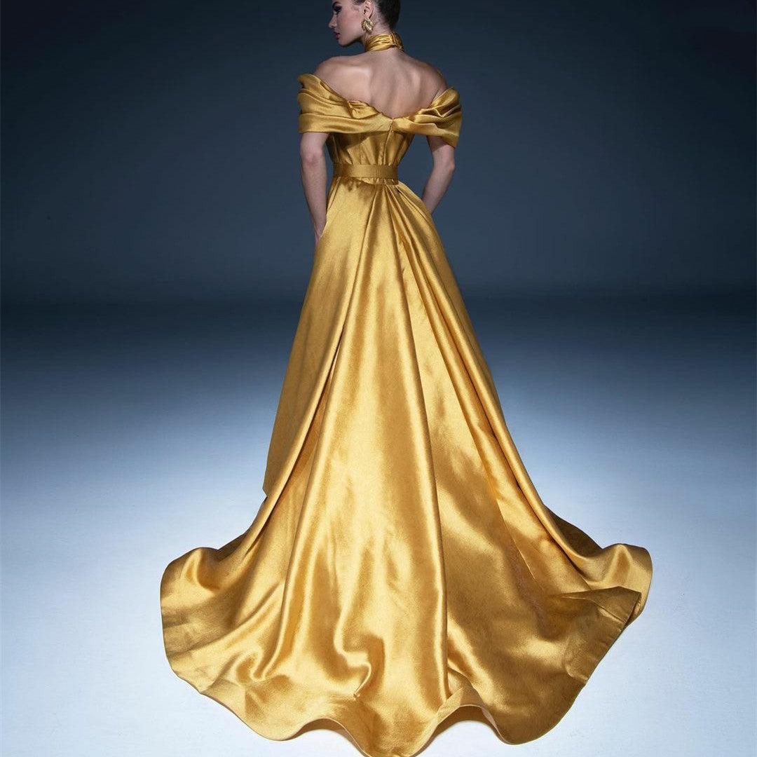 Sexy Long Gold Satin Prom Dresses With Slit Mermaid Halter Pleated Sweep Train Evening Dresses