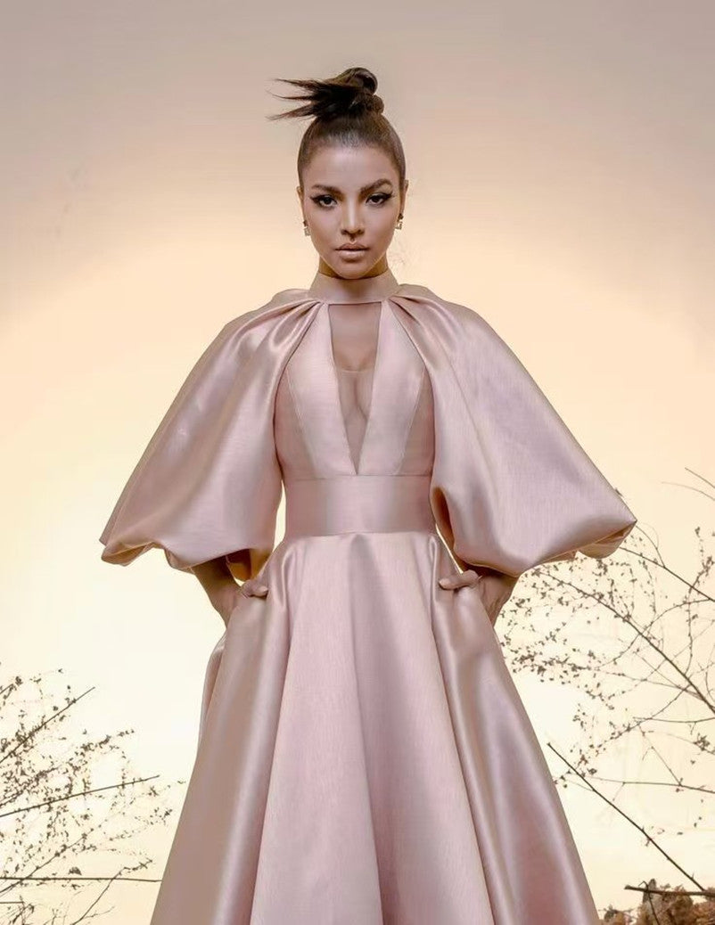 Customized Long Satin Halter Evening Dresses with Pockets A-Line Pink Pleated Watteau Train Party Dress for Women
