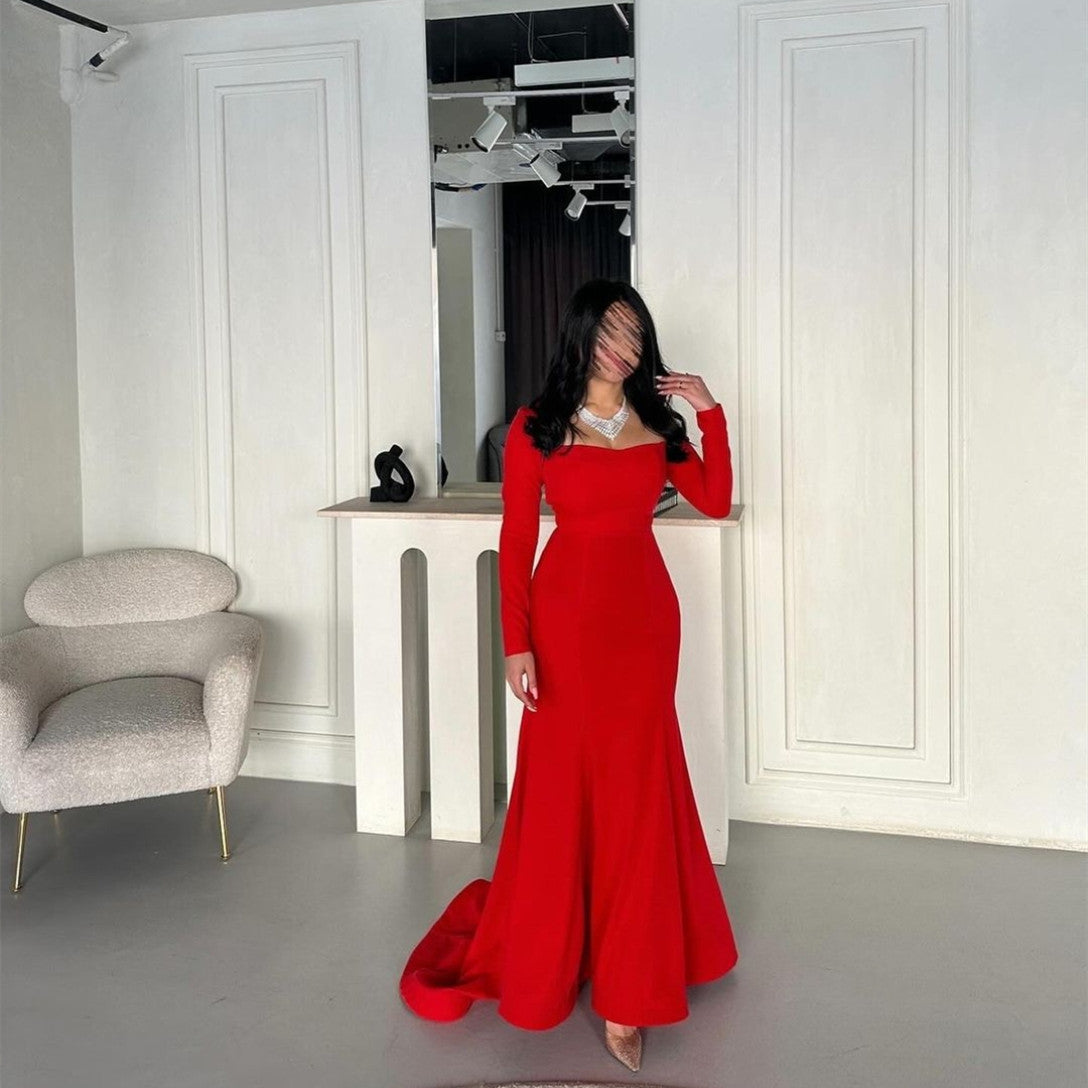 Elegant Long Red Sqaure Collar Evening Dresses Mermaid Crepe Prom Dresses Sweep Train for Women