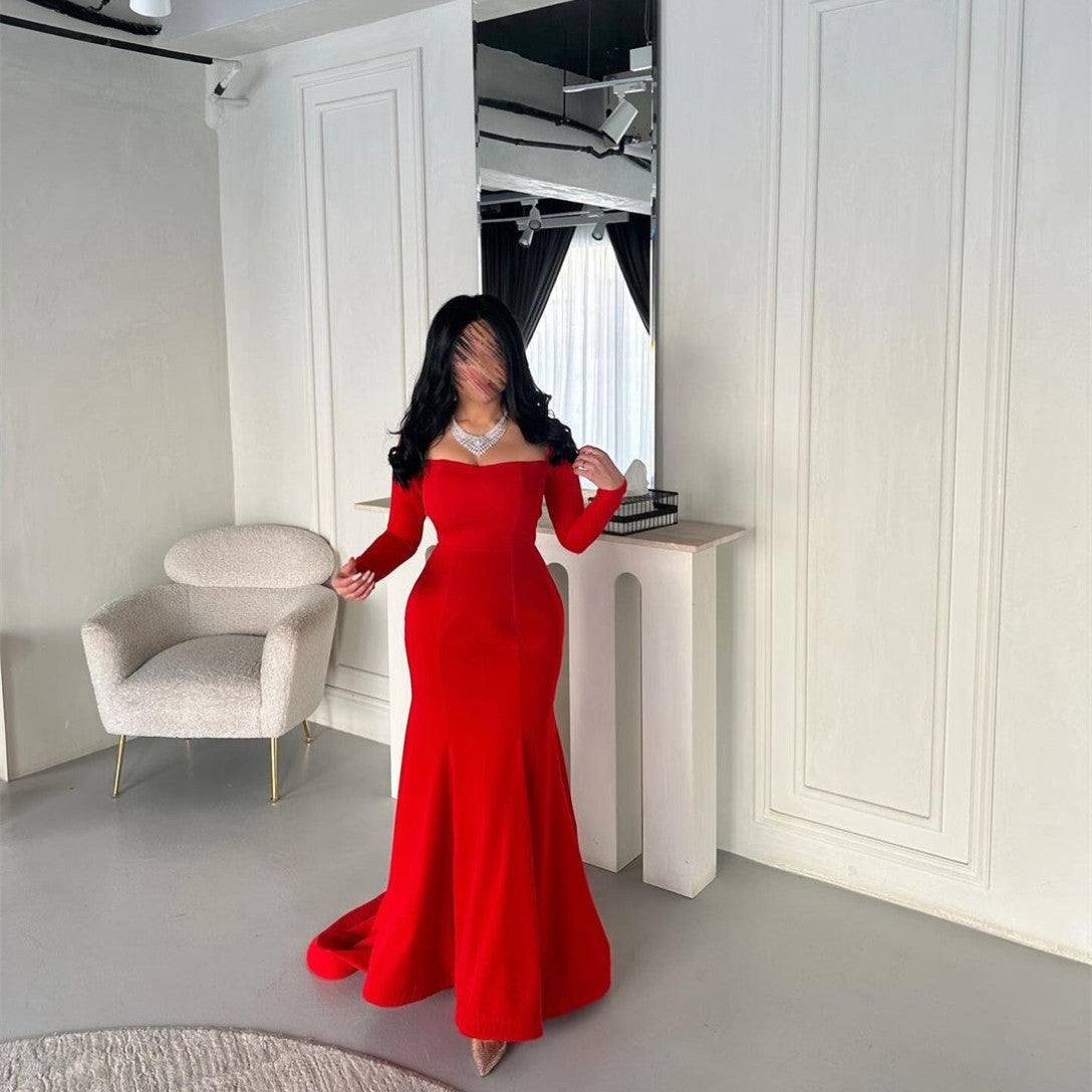 Elegant Long Red Sqaure Collar Evening Dresses Mermaid Crepe Prom Dresses Sweep Train for Women