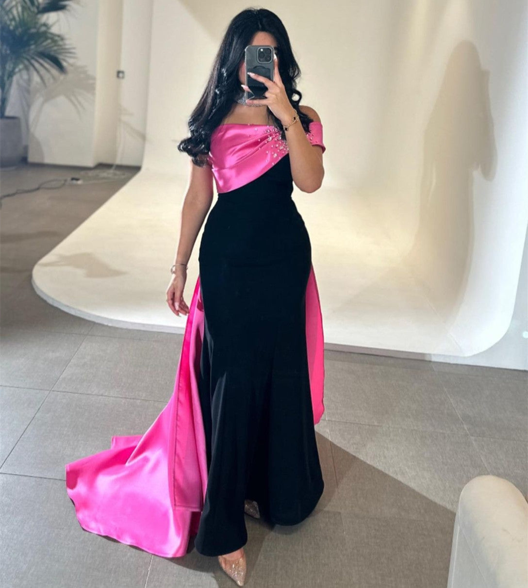 Elegant Long Crepe Black Prom Dresses Mermaid Black One Shoulder Satin Evening Dresses Beaded for Women