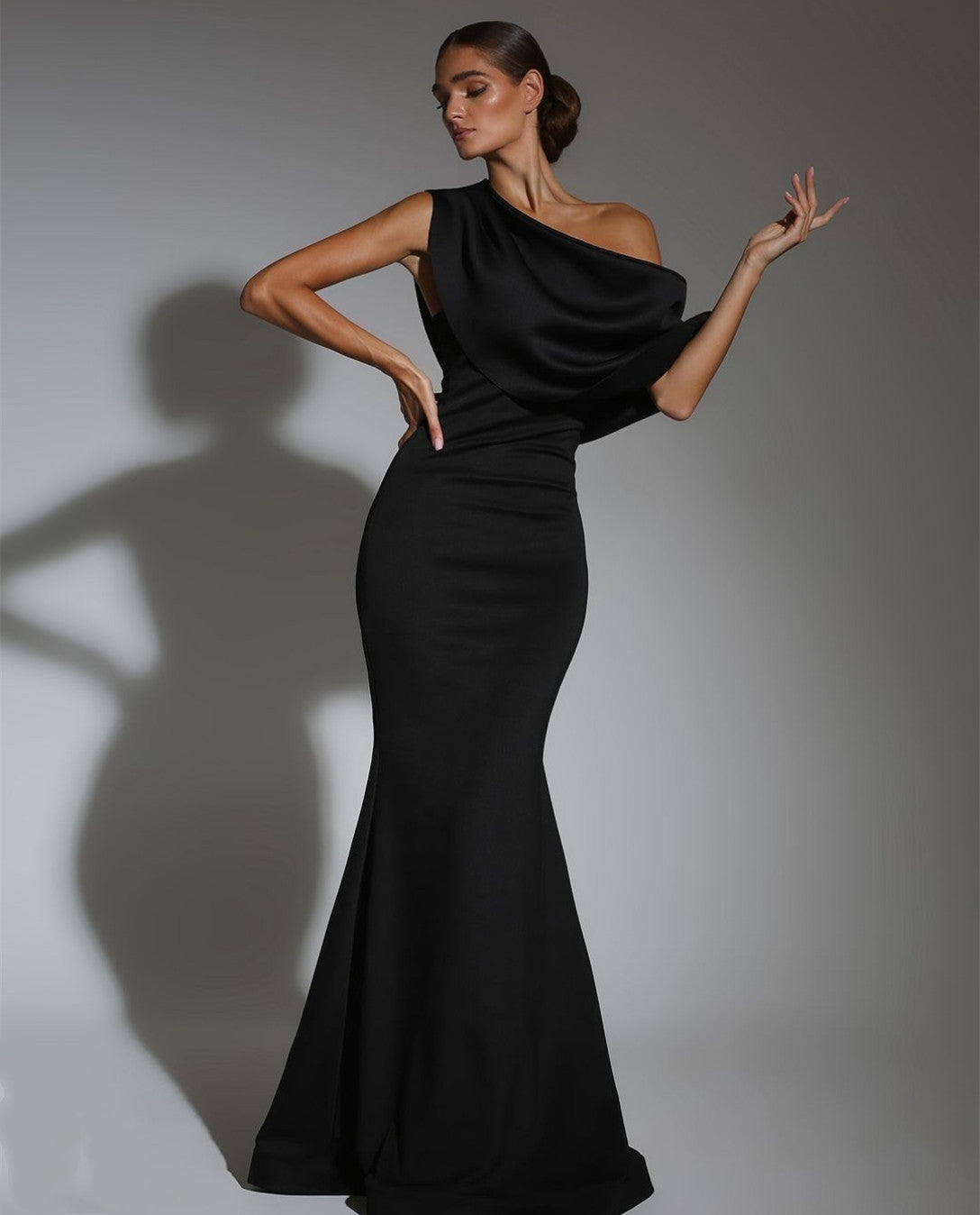Classy Long Black Satin Prom Dresses Mermaid One Shoulder Pleated Evening Dresses for Women