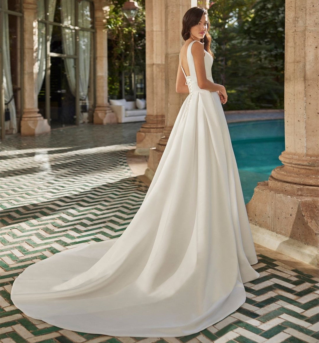 Classy Long Satin V-Neck Wedding Dresses With Pockets A-Line Sleeveless Lace Up Back Bridal Gowns for Women