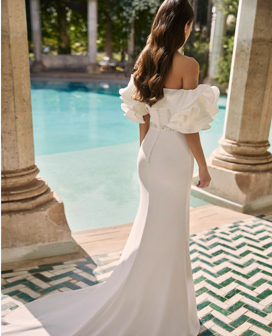 Elegant Long Ivory Crepe Wedding Dresses With Beading Belt Mermaid Strapless Bridal Gowns for Women