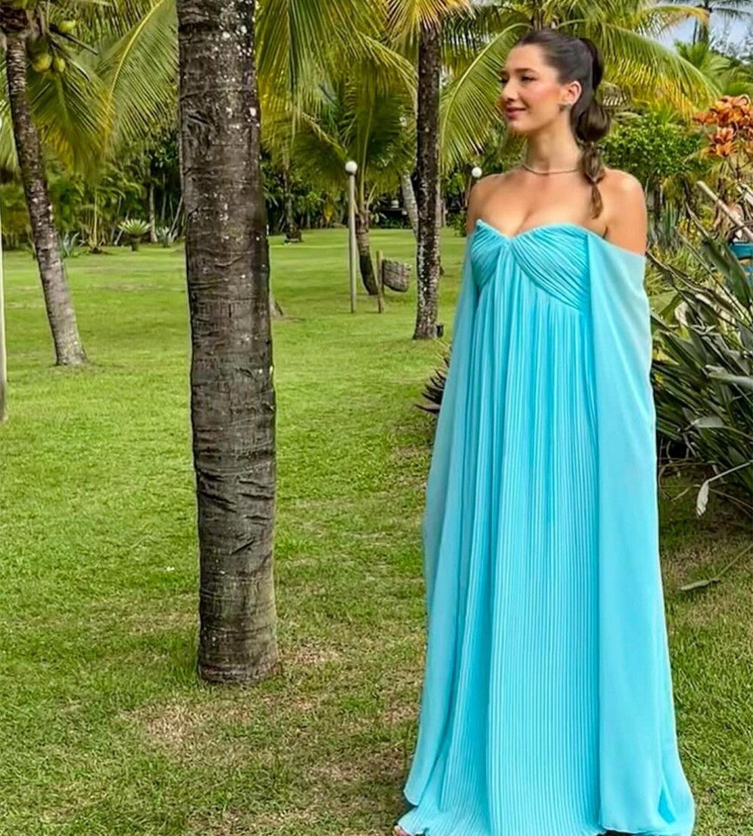 Sexy Long Tiaffany Blue Chiffon Prom Dresses With Cape A-Line Boat Neck Floor Length Evening Dresses for Women