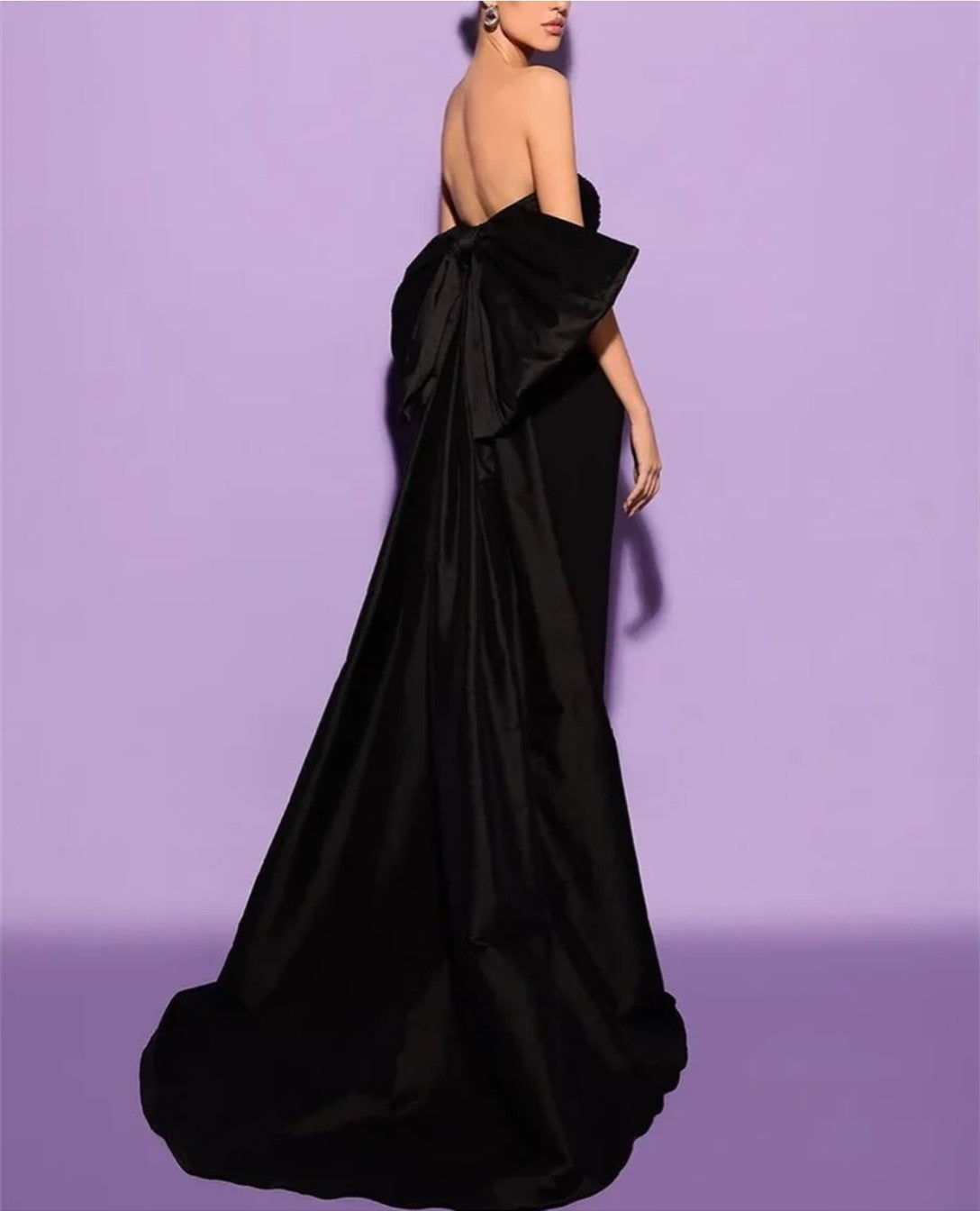 Elegant Long Black Strapless Crepe Evening Dresses Sheath Sleeveless Satin Ankle Length Prom Party Dresses for Women