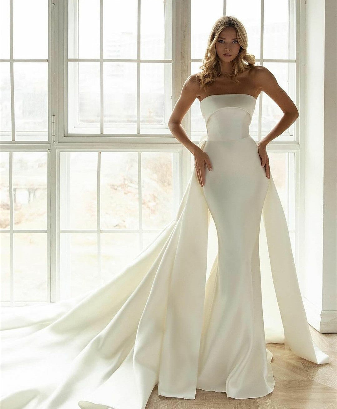 Vintage Long Mermaid Strapless Wedding Dresses With Bow Trumpet Sleeveless Bridal Gowns Satin for Women