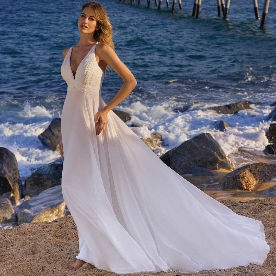 Elegant Long Ivory Chiffon Backless Wedding Dresses A-Line Beach V-Neck Pleated Sweep Train Bridal Gowns for Women