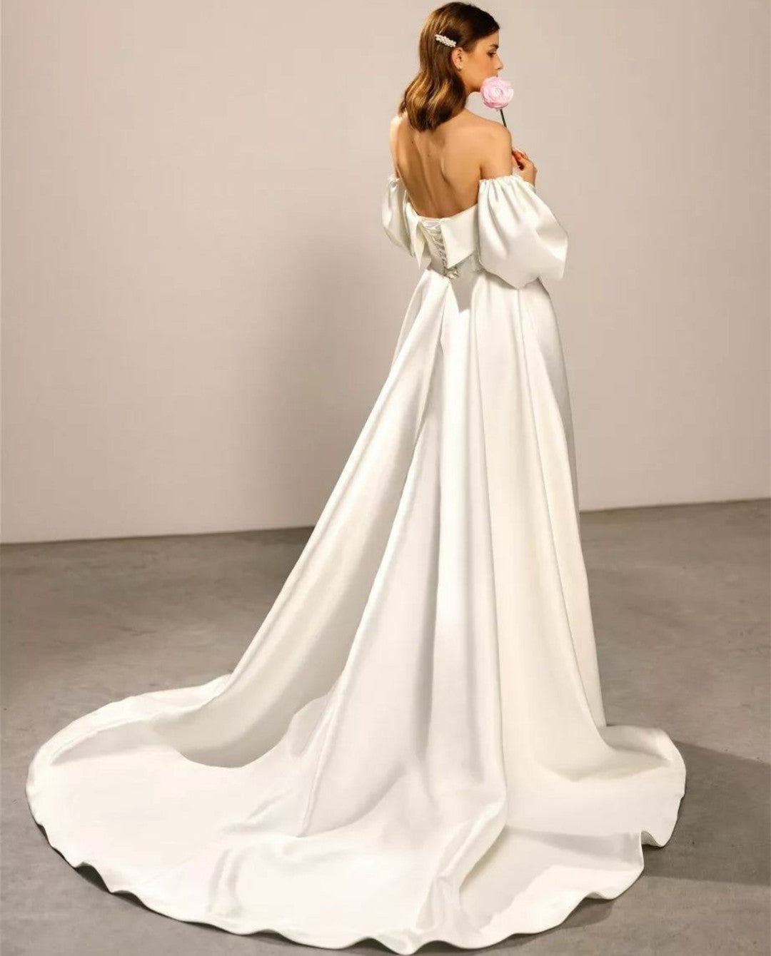 Elegant Long Strapless Satin Wedding Dresses With Pockets A-Line Maxi Sweep Train Bridal Gowns for Women