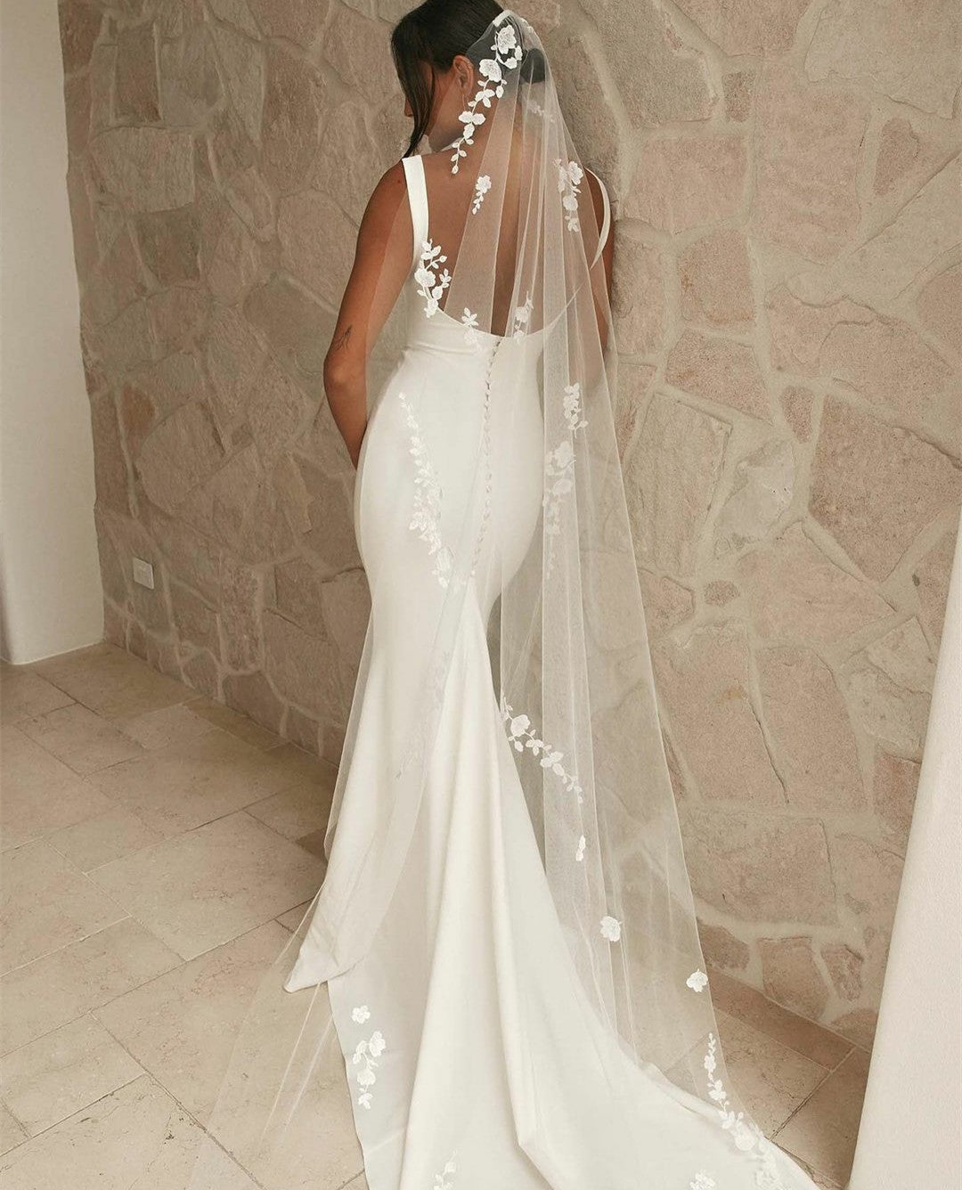 Elegant Long Cowl Neck Crepe Wedding Dresses Mermaid Zipper Back Ivory Vestidos de Novia Abendkleid Bridal Gown for Women