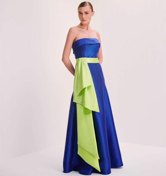 Elegant Long Royal Blue Strapless Evening Dresses With Ruffles A-Line Satin Zipper Back حزب اللباس Floor Length Party Dress for Women