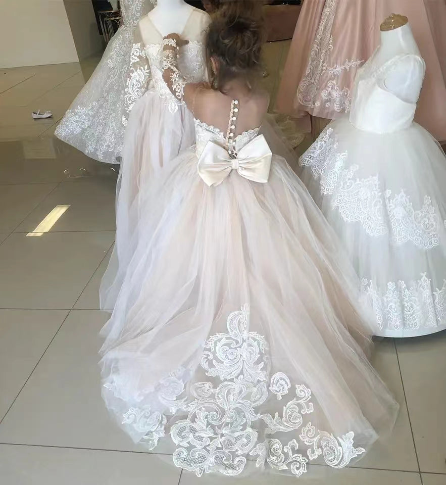 Elegant Long Sleeve Champagne Shear Neck Flower Girls Dresses With Bow Tulle A-Line Lace Sweep Train for Kids