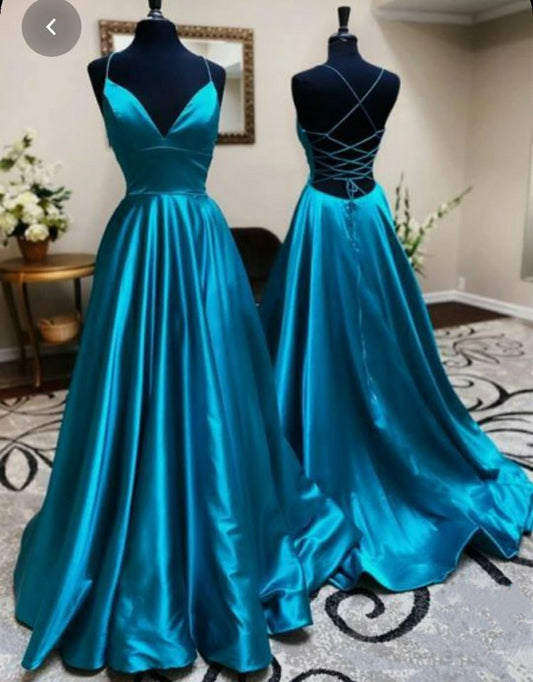 Elegant Long Satin V-Neck Prom Dresses With Pockets A-Line Spaghetti Straps Sweep Train Birthday Dresses for Women