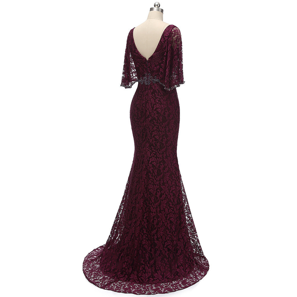 Vintage Long Burgundy Lace Mother of the Bride/Groom Dresses With Sash Mermaid V-Neck Sweep Train Wedding Guests Dress for Women