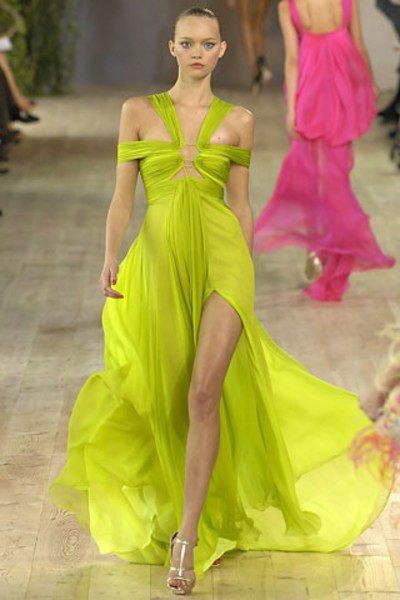 Sexy Long Green Chiffon Celebrity Dresses A-Line Halter Floor Length Side Slit Evening Dresses for Women