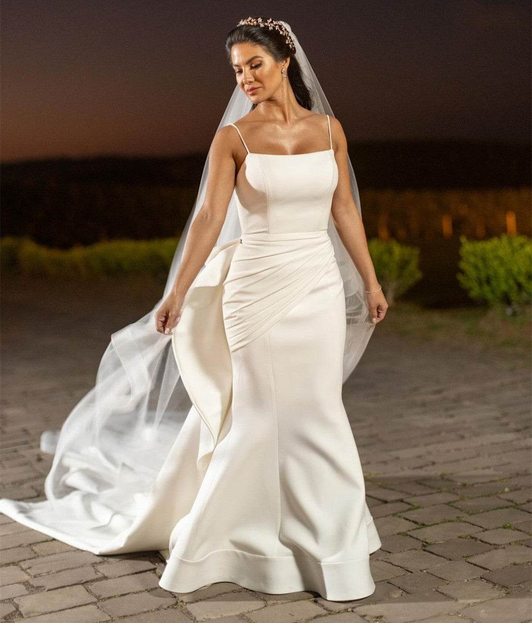 Classy Long Ivory Crepe Wedding Dresses Mermaid Spagehtti Straps Zipper Back Sweep Train for Women