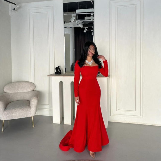 Elegant Long Red Sqaure Collar Evening Dresses Mermaid Crepe Prom Dresses Sweep Train for Women