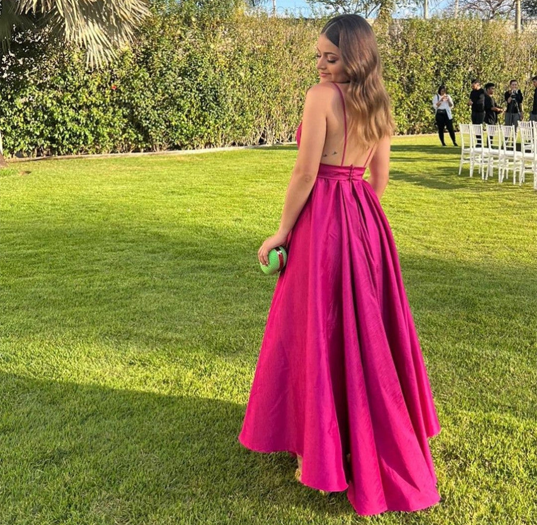 Elegant Long Satin Fuchsia Prom Dresses With Pockets A-Line V-Neck Pleated Evening Dresses for Women