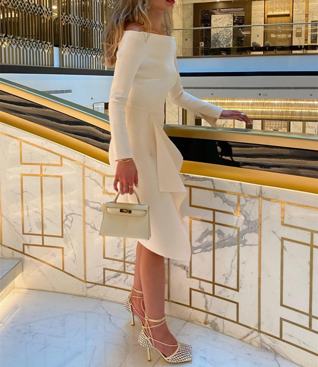 Elegant Short Ivory Evening Dresses With Ruffles Sheath Bateau Neck Tea Length فساتين السهرة Ramadan Eid Dresses