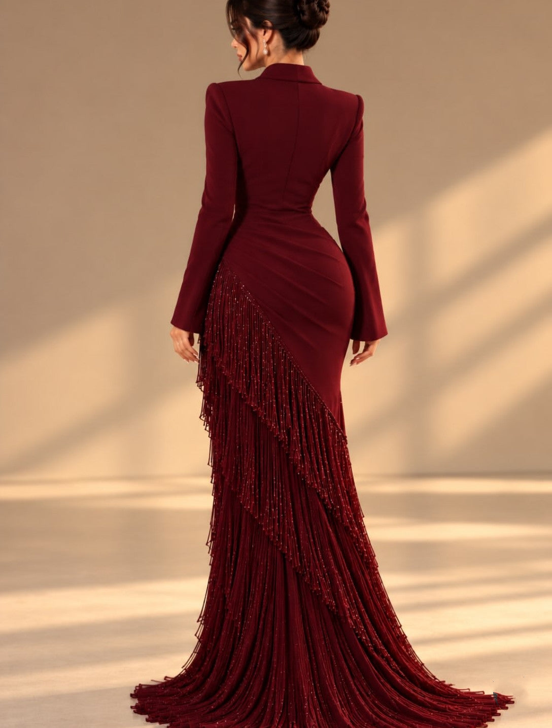 Vintage Long Sleeve Crepe Evening Dresses with Tassels Mermaid V-Neck Watteau Train Party Party Dresses for Women