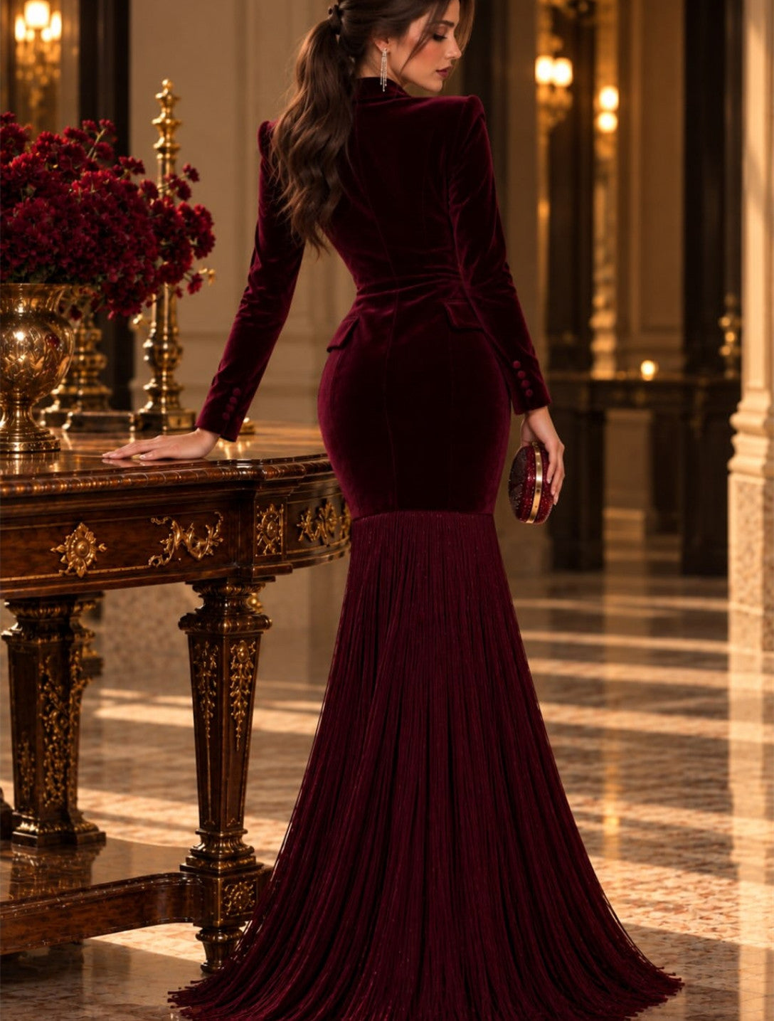 Vintage Long Velvet Evening Dresses with Tassels Mermaid Burgundy V-Neck Sweep Train Party Dresses for Women