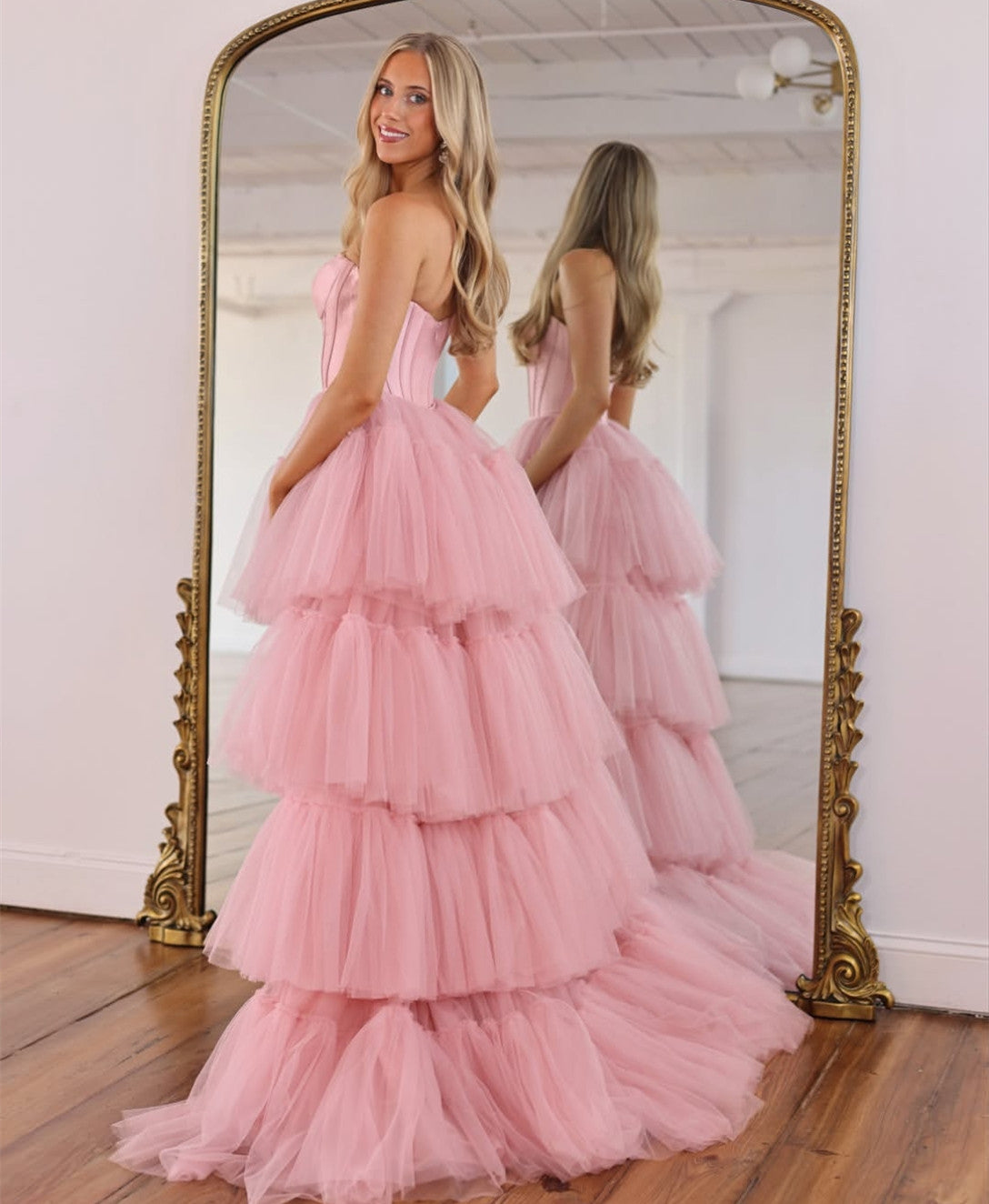 Vintage Long Tulle Sweetheart Prom Dresses with Ruffles Hi-Lo Pink Sweep Train Lace Up Party Dresses for Women