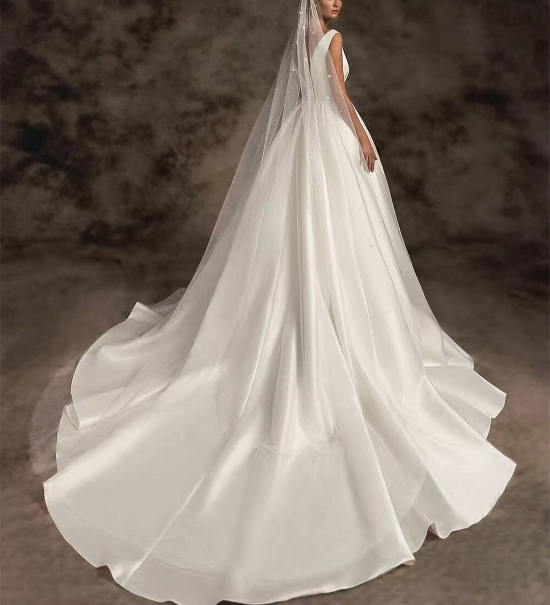 Elegant Long Satin V-Neck Wedding Dresses With Pockets/Sash A-Line Pleated Sweep Train Bridal Gowns for Women